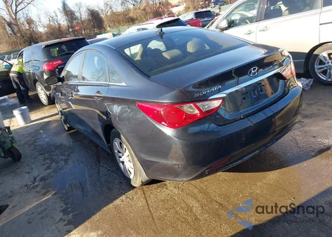 2013 Hyundai Sonata Gls z USA, uszkodzony, nr VIN 5NPEB4AC2DH531919
